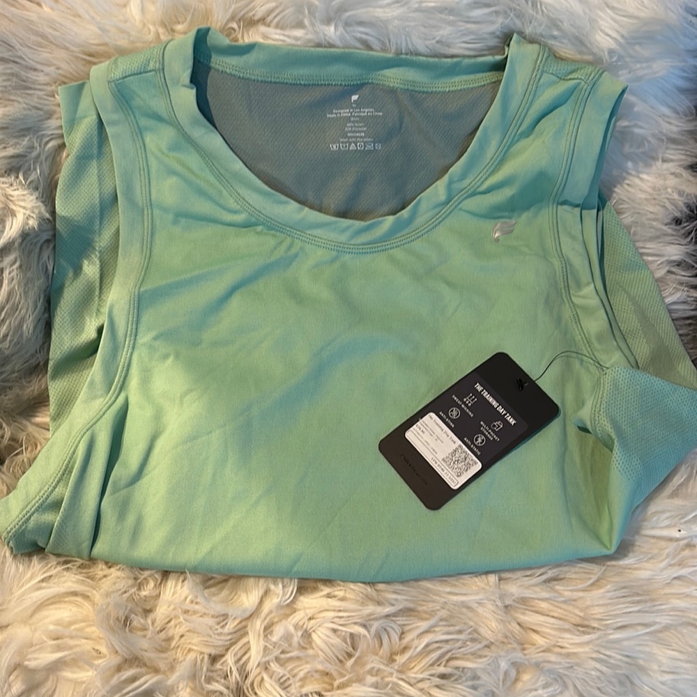 Fabletics Mens XL workout Tank, new with tags, never worn